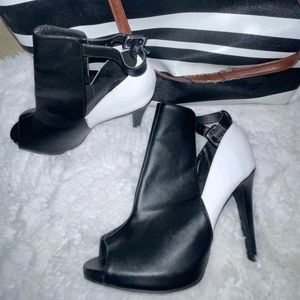 Barely used 4 inch black and white